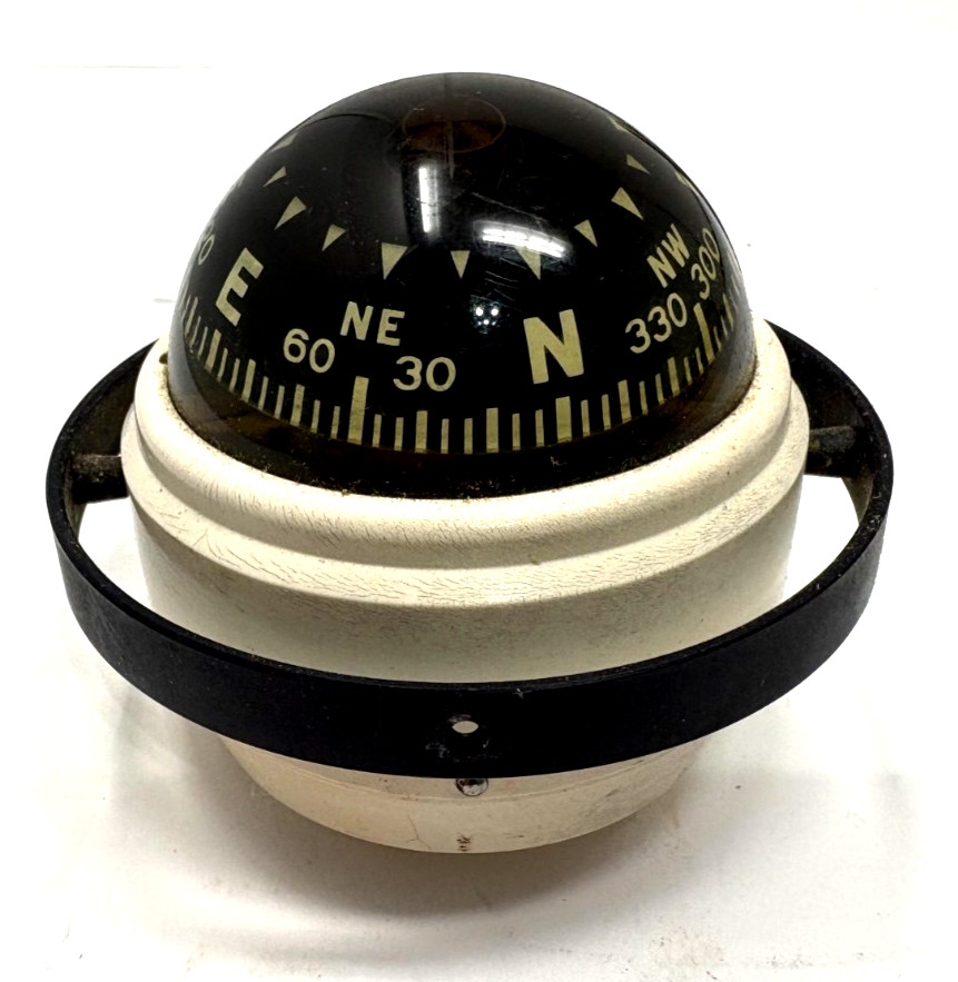 VINTAGE AIRGUIDE AUTO/BOAT  COMPASS