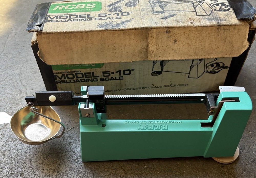 RCBS 5-10 Powder Reloading Balance Beam Scale