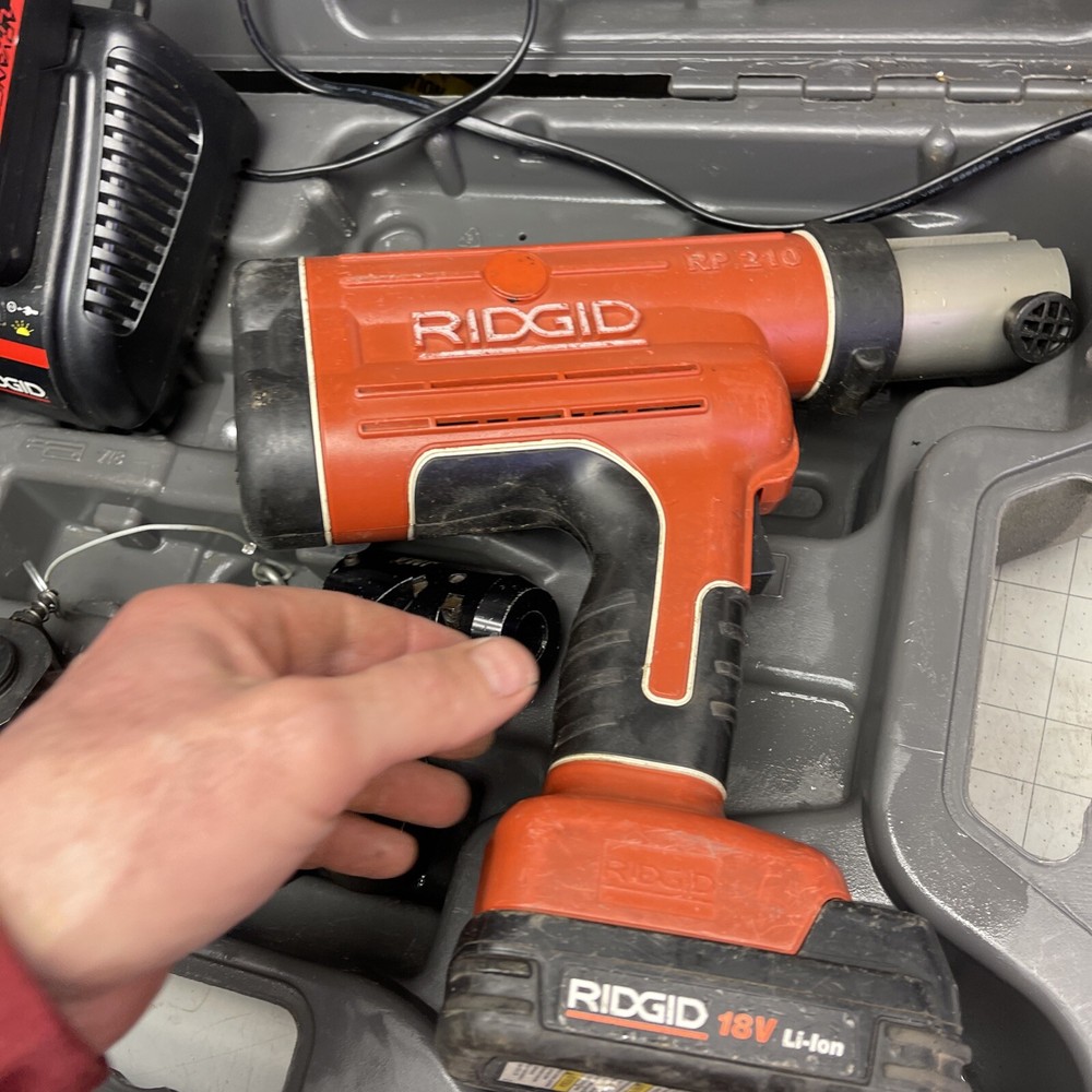 Ridgid RP 210 press frame (xt8