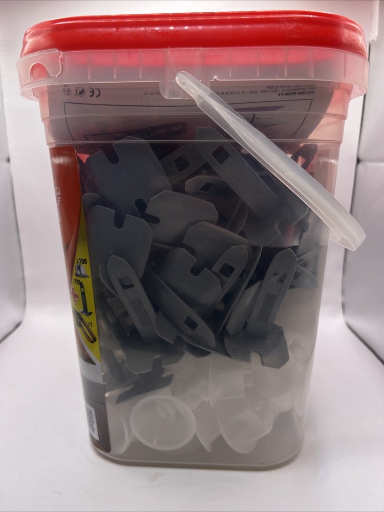 RUBI Tile Level Quick Kit. Includes 100 Straps, 100 Re-Usable Caps and 1 Quick