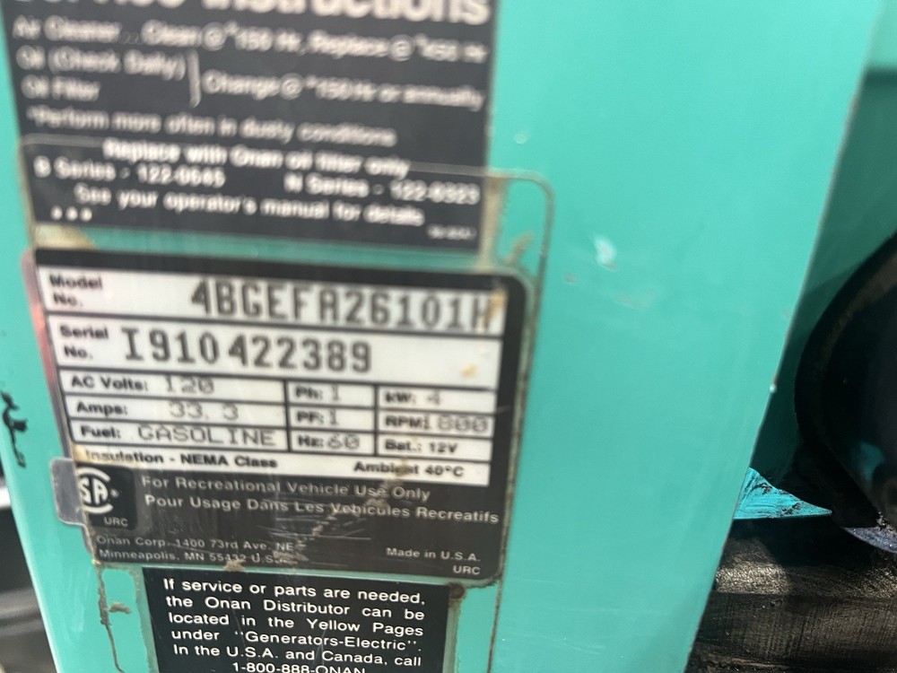 ONAN EMERALD PLUS GENERATOR 4000 WATT (click Item Description Needs Work)