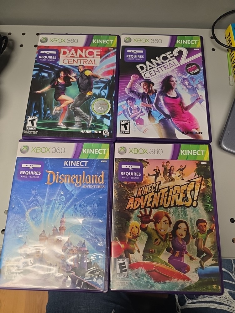 Microsoft 1414 Xbox 360 Kinect Sensor Bar- Black - with 4 Kinect Games