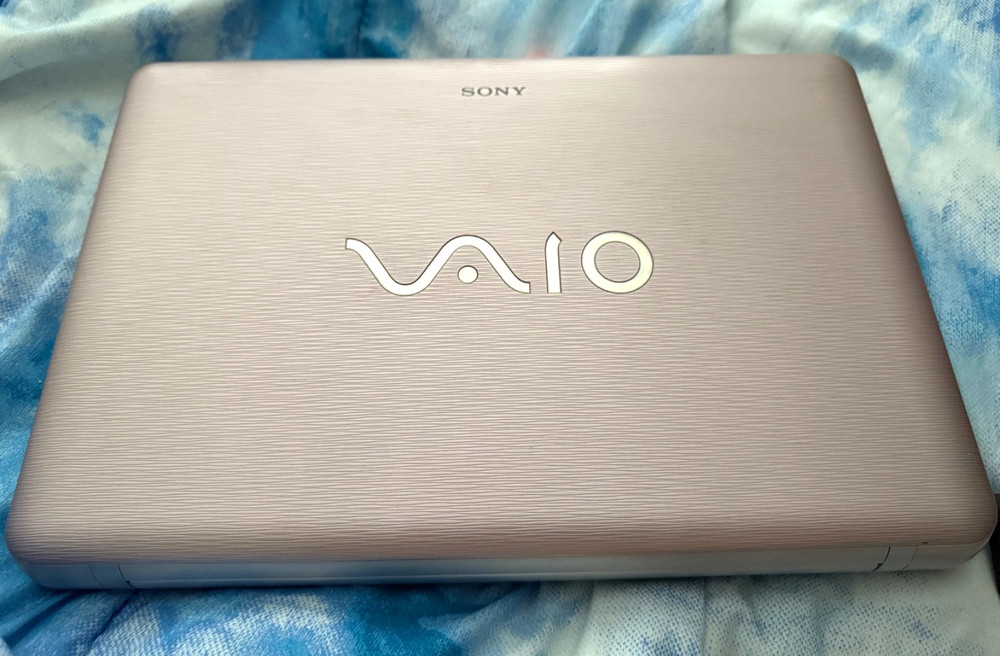 Sony Vaio Laptop Computer PCG-7184L