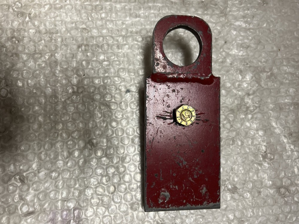 Sandwich Clamp Unibody tie down