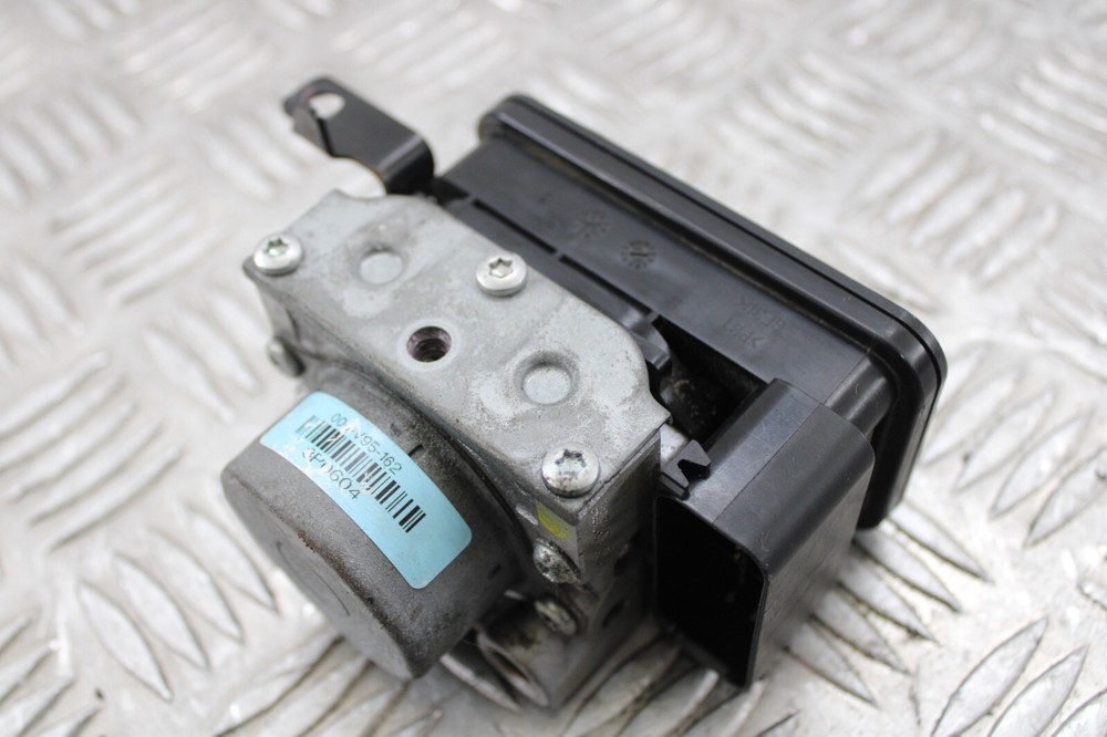 Triumph 675 Daytona R 2013 ABS pump 2013 - 2017