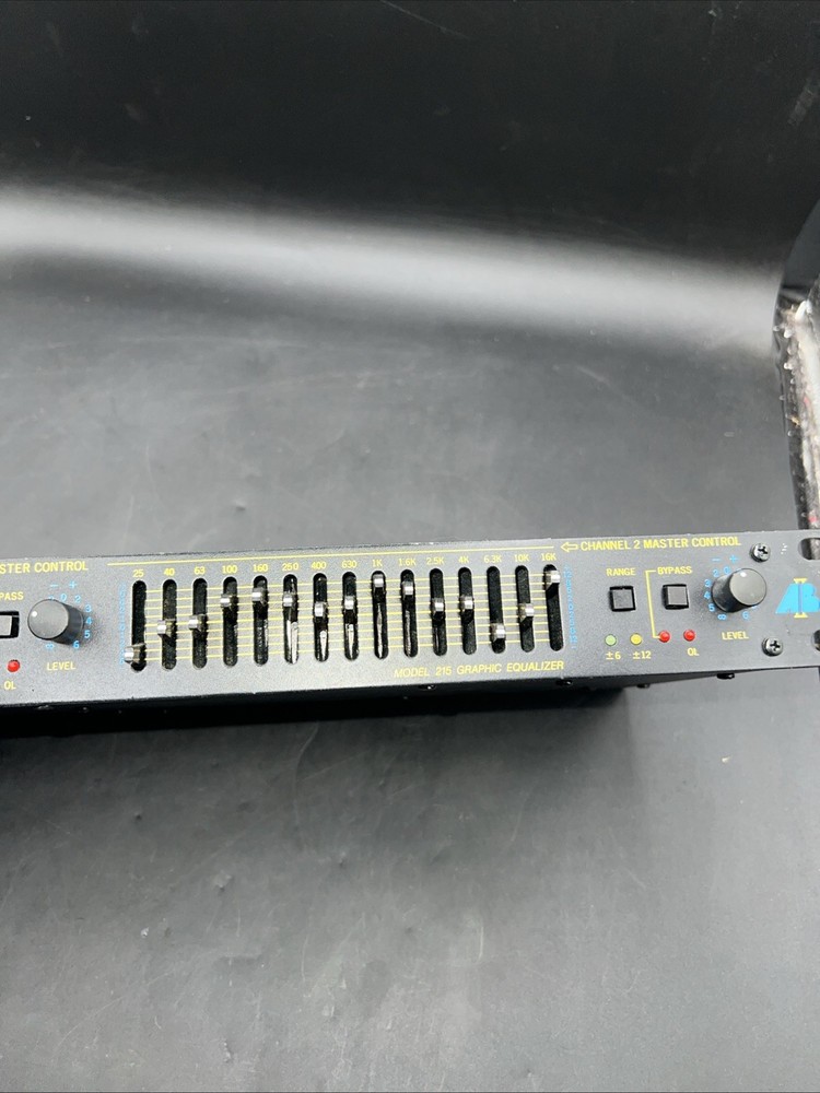AB international 215 Graphic Equalizer, Two Channel, Rack Mountable