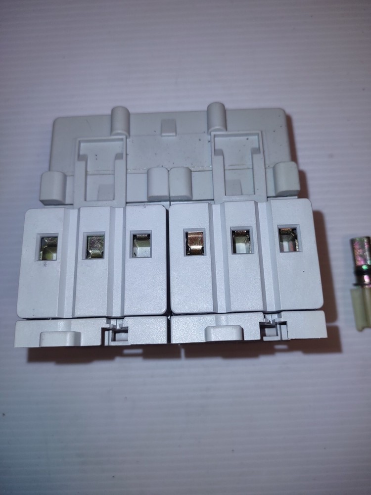 ALLEN BRADLEY 194E-E32-1756 6 POLE LOAD SWITCH