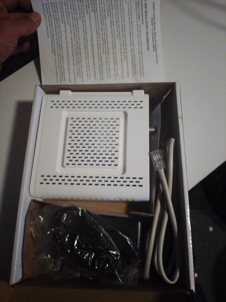 ARRIS Surfboard SB6190 Cable Modem White