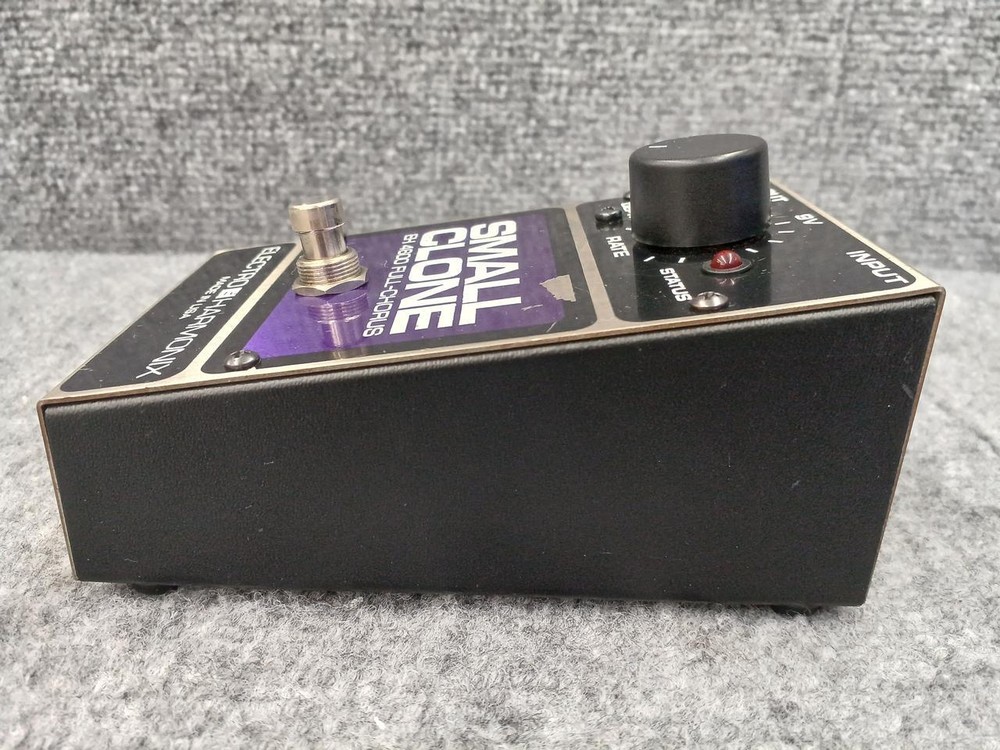 ELECTRO HARMONIX EH4600 SMALL CLONE Full Chorus Effector From Japan