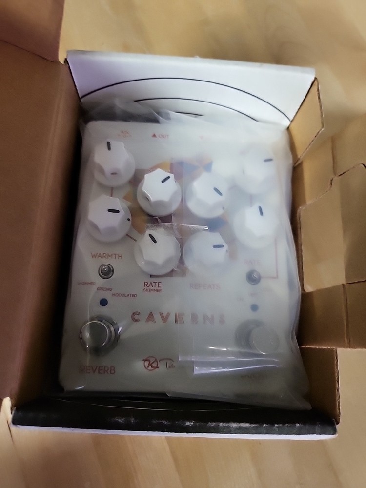 Keeley Caverns V2 Delay/Reverb Effects Pedal