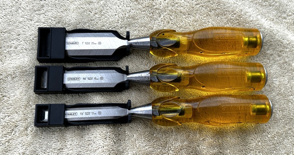 VINTAGE STANLEY 3 PC CHISEL SET AS PICTURED