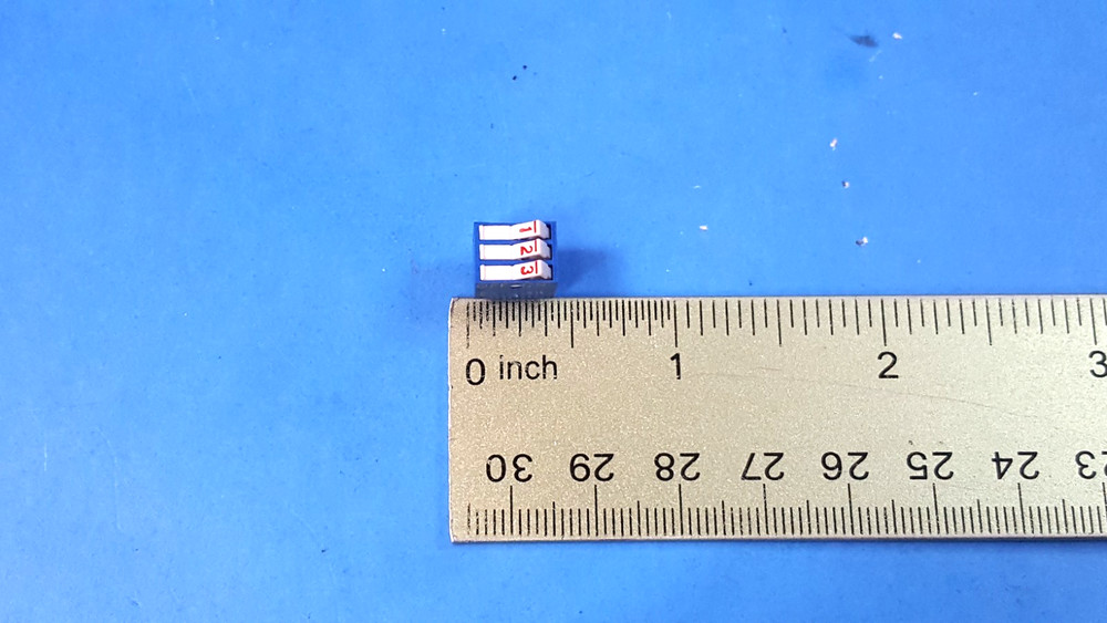 ONE PC- EECO DIP WITH 3 POSITION, 240003GB