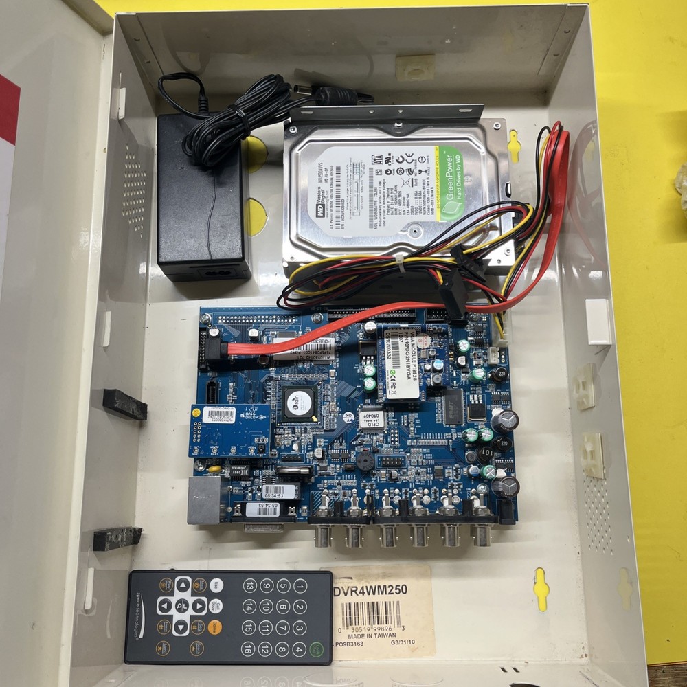 SPECO TECH  Security Wall mount DVR DVR4WM250