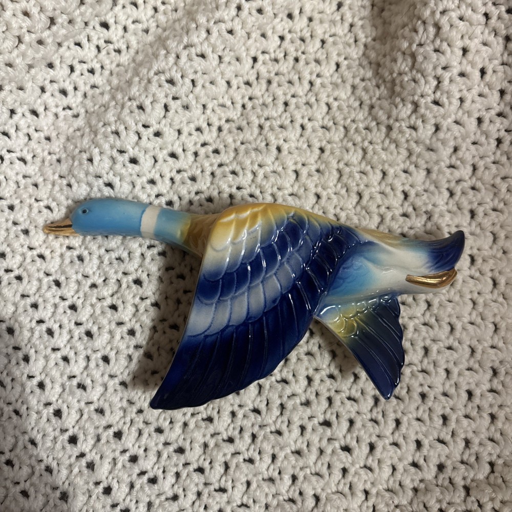 Vintage Flying Goose Wall Pocket Planter Blue Yellow Cotragecore Spring Decor