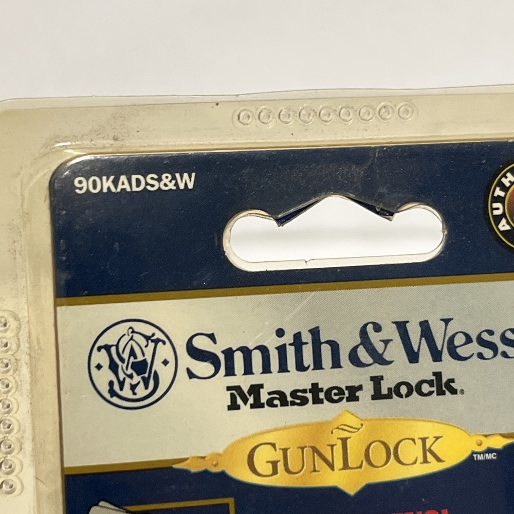 Smith & Wesson Master Lock Gun Trigger Lock New 90KADS&W