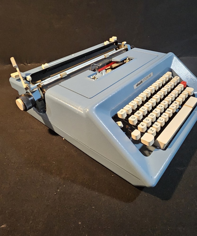 OLIVETTI Studio 46 Typewriter- Made In Spain Hard Plastic Case