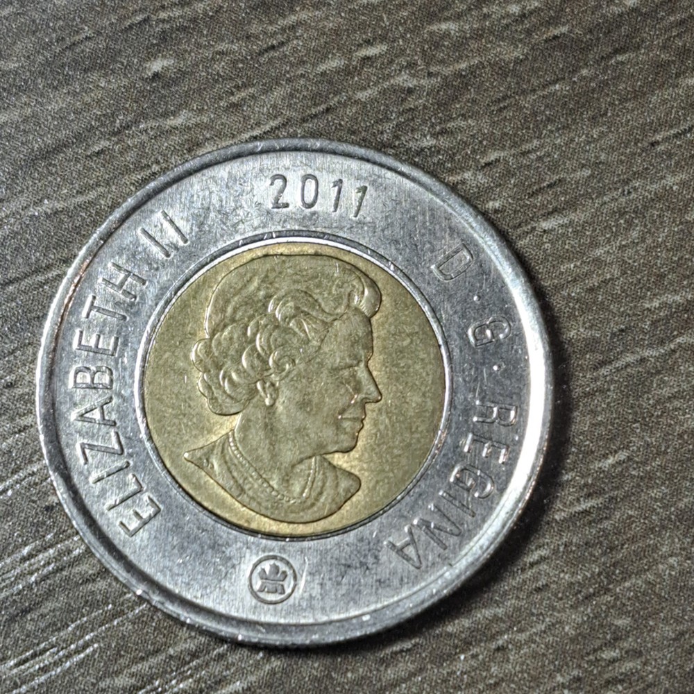 2011  CANADA 2 DOLLAR TOONIE   Combined Shipping