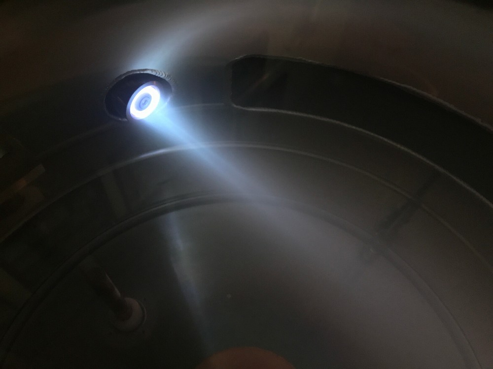 Anode layer ion source plasma sputtering thin film 2.75" conflat SHV baseplate