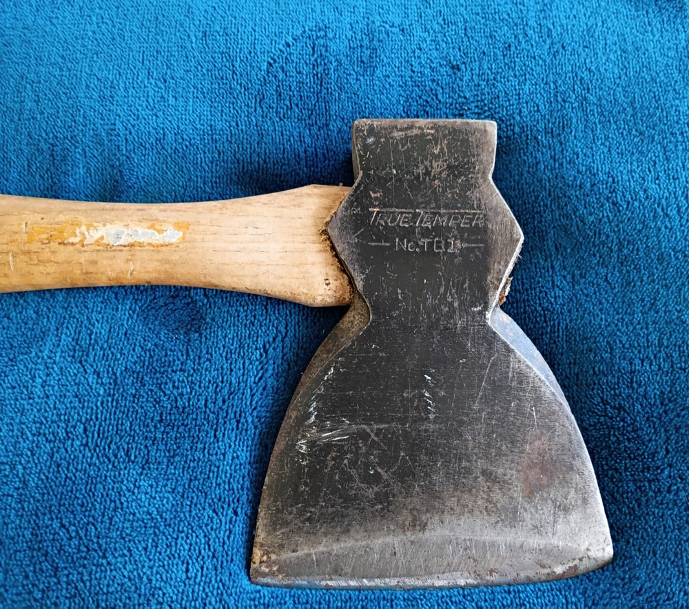 Vintage TRUE TEMPER TB1 Broad Hewing Hatchet Axe.