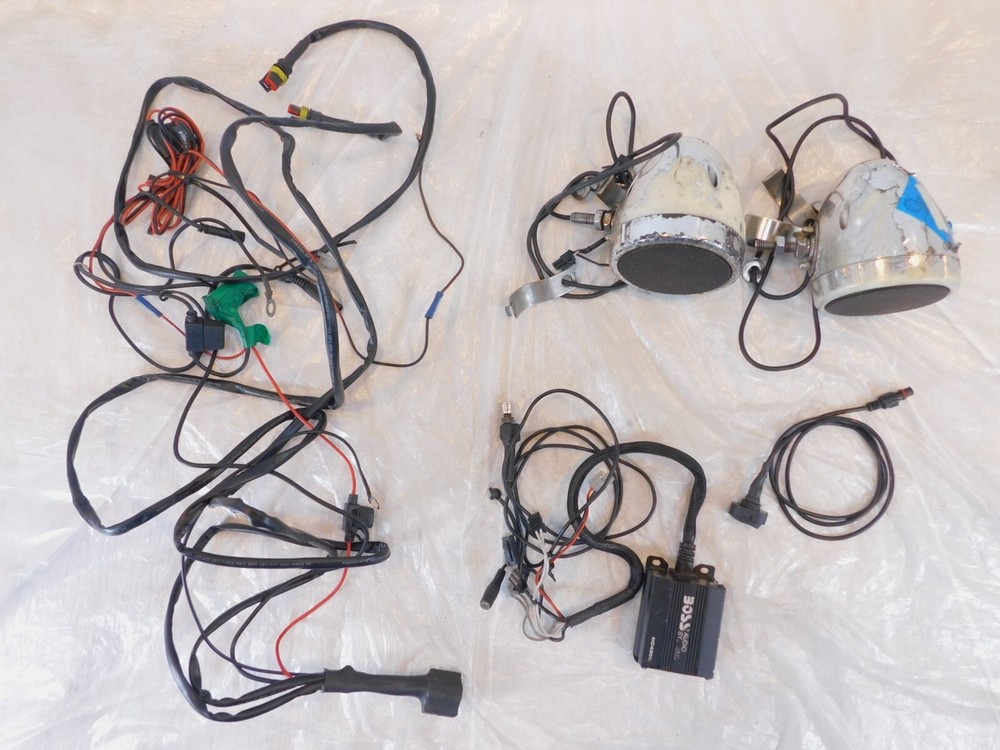 Harley Davidson Softail Dyna Sportster Boss Audio Systems Chrome Speaker System