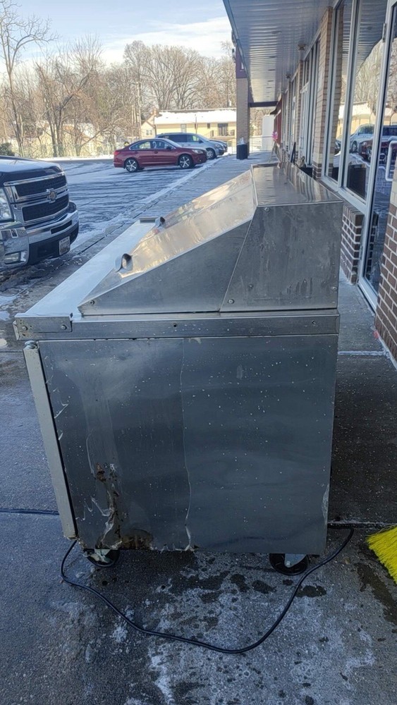 60” Prep Table Topping Fridge