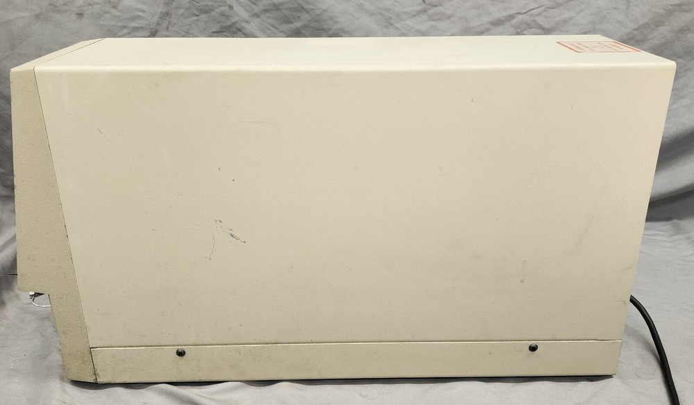 Millipore Waters Lambda-Max Model 481 LC Spectrophotometer