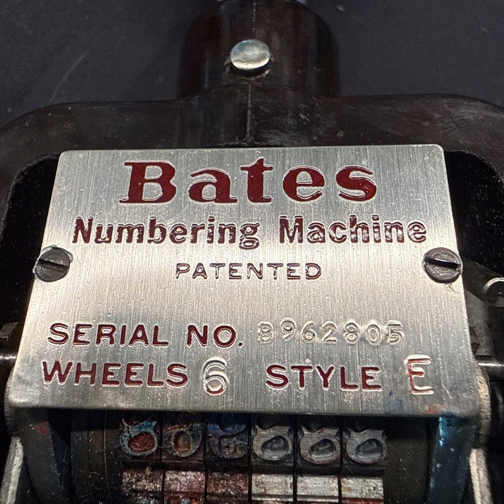 Vintage Bates Automatic Numbering Machine Stamp W/Box. 6 Wheels