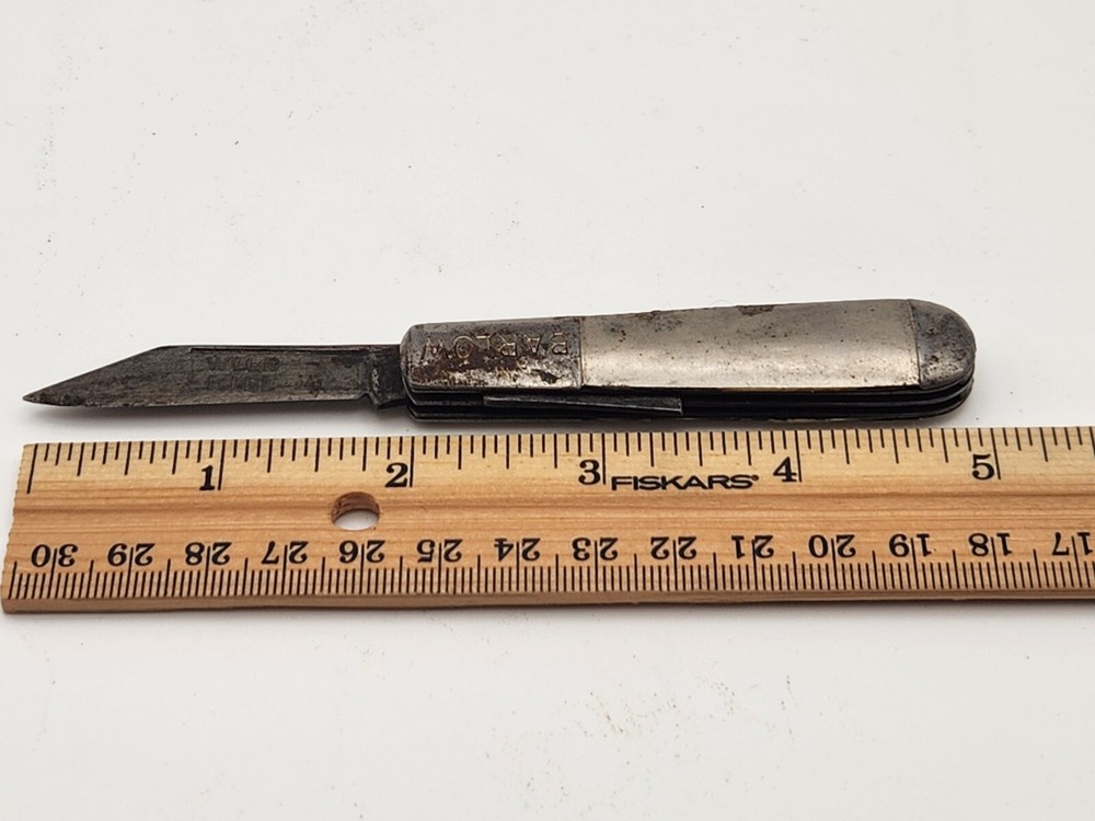 Vintage Barlow Wild Bill Knife.