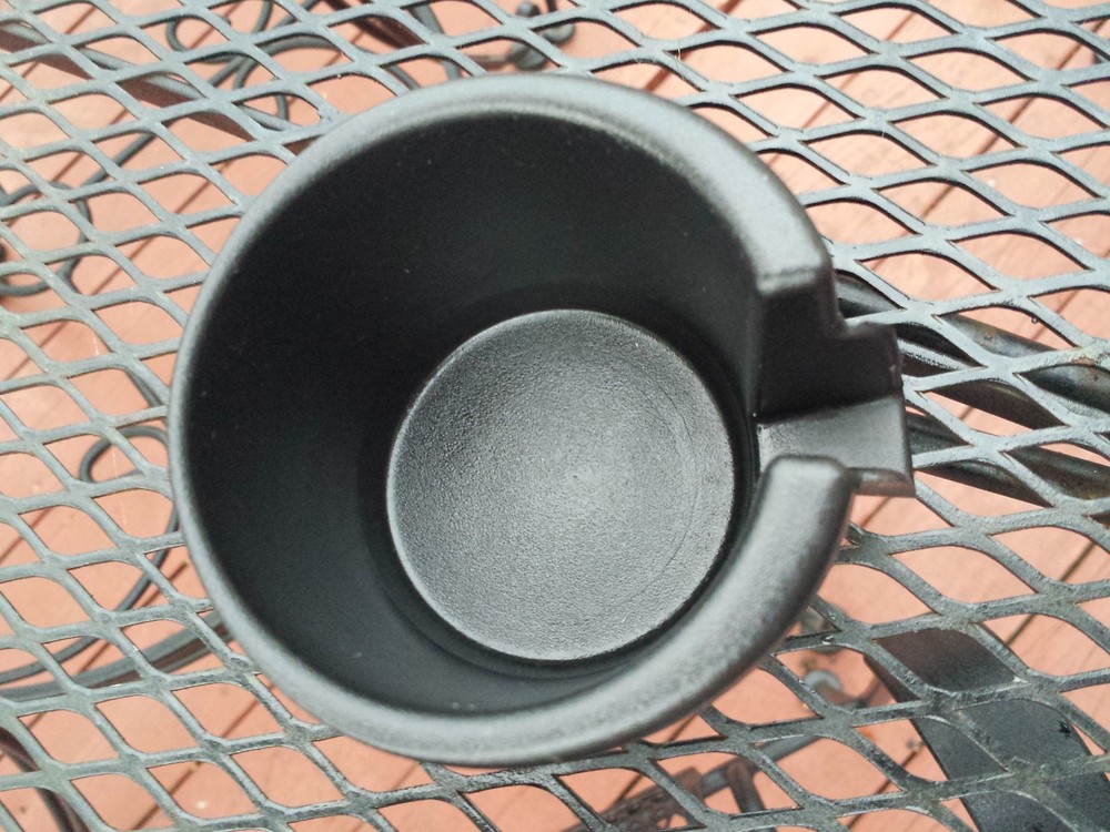 2000 - 2001 Ford Focus Front Cup Holder Inserts PAIR