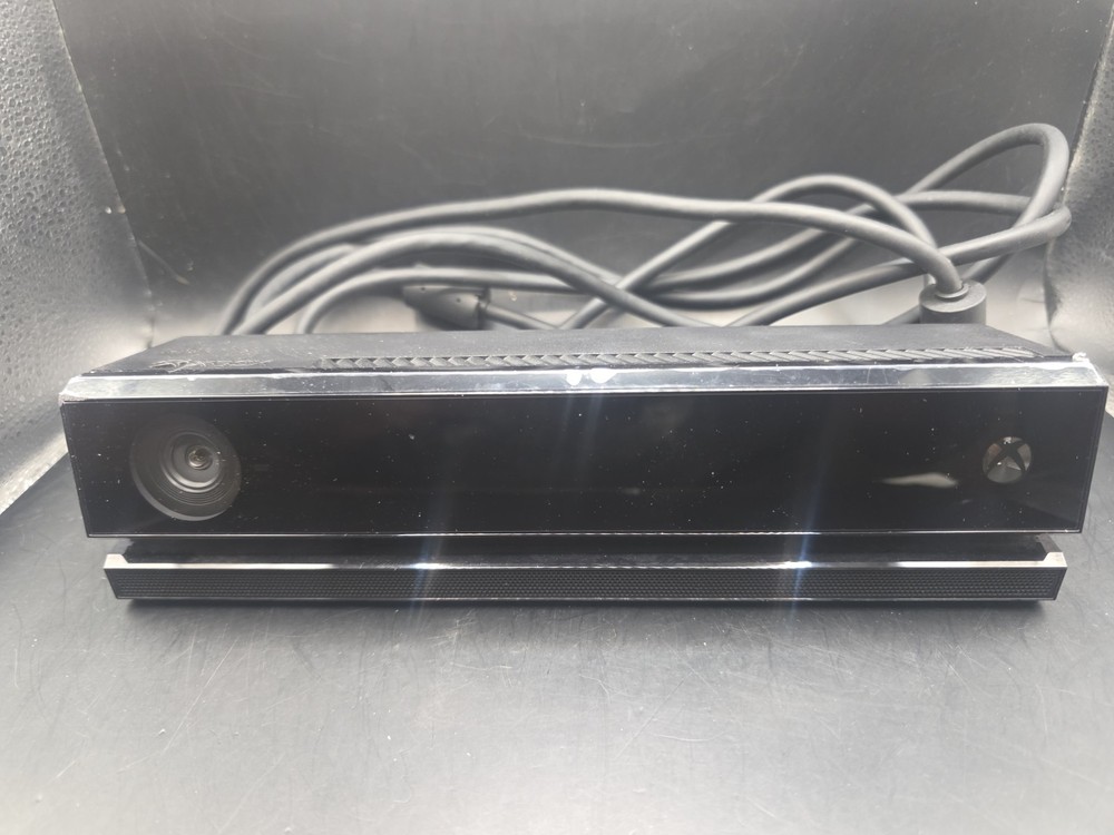 Microsoft Xbox One Kinect Sensor Adapter Model 1520 Bundle w Game Tested