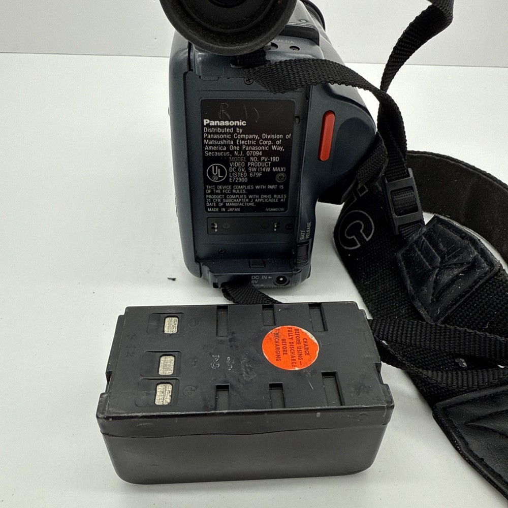 Panasonic Palmcorder PV-19D Untested For Parts