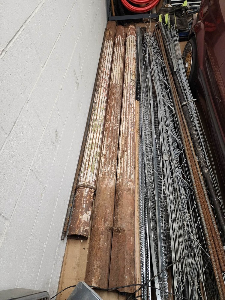 Antique mahogany wood columns (large)