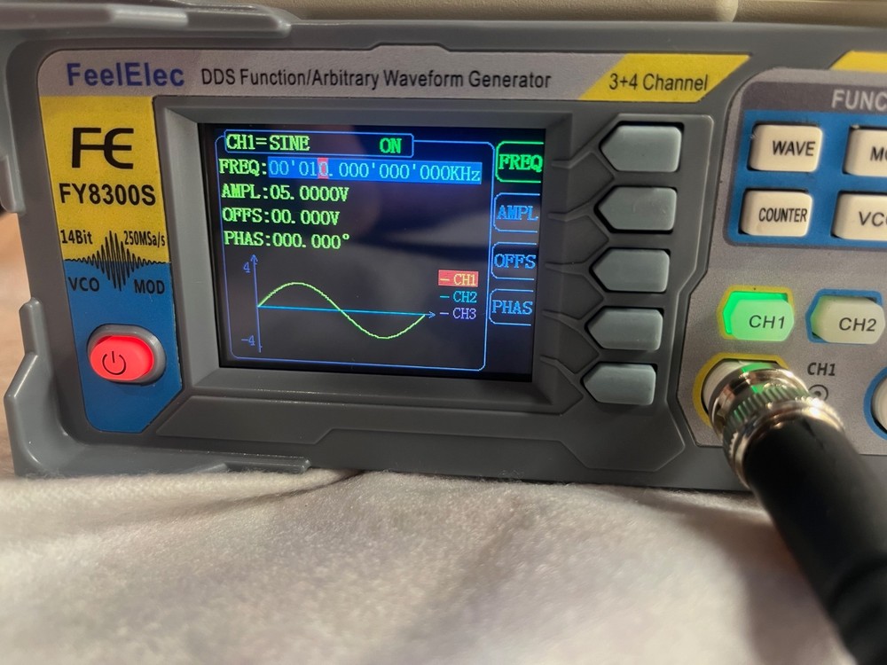 FeelElec 20MHz DDS Function/Arbitrary Waveform Generator (FY8300S-20M)
