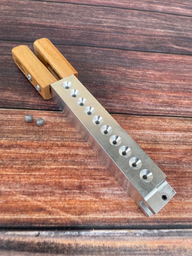 Aluminium mold 8 or 9mm-round ball casting-slingshot ammo-muzzle loader