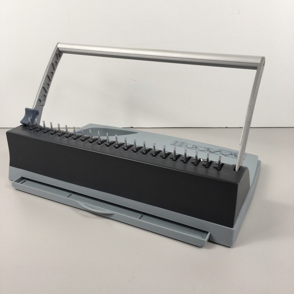 GBC BindMate Personal CombBind Machine #7706170 Hole Punch Binding Covers Spines