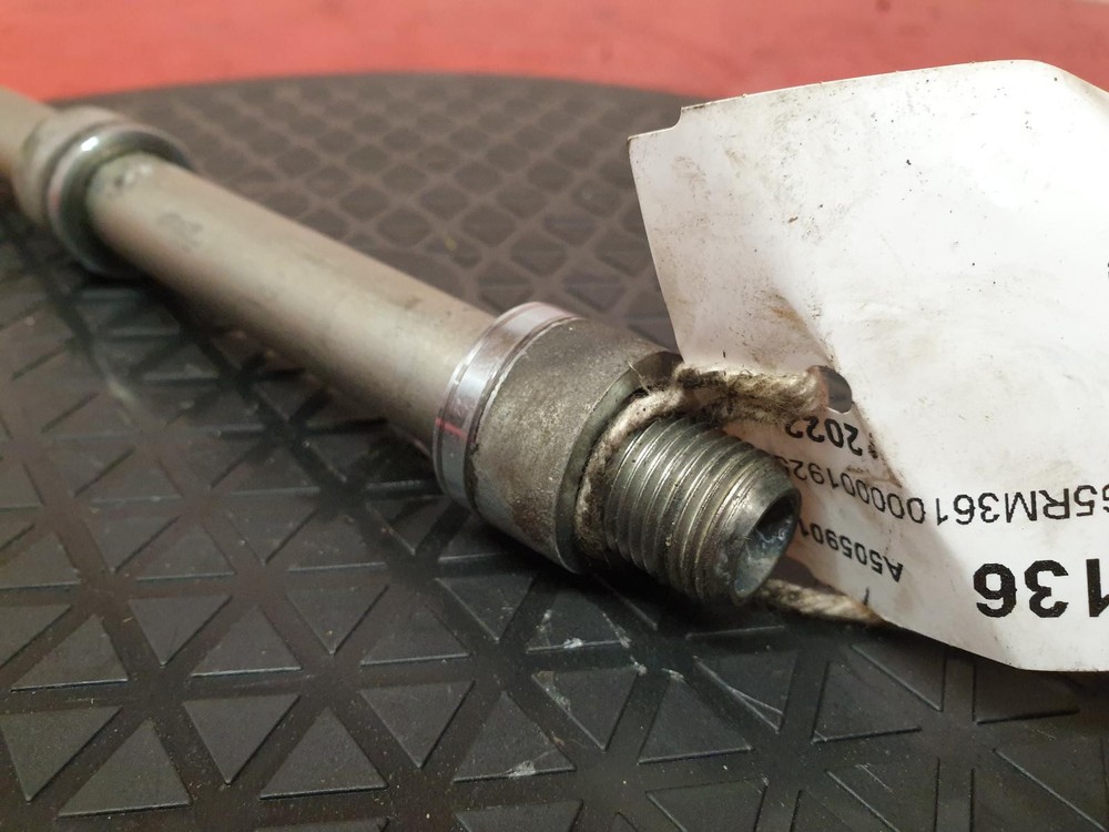 YAMAHA XSR700 FRONT SPINDLE 2022