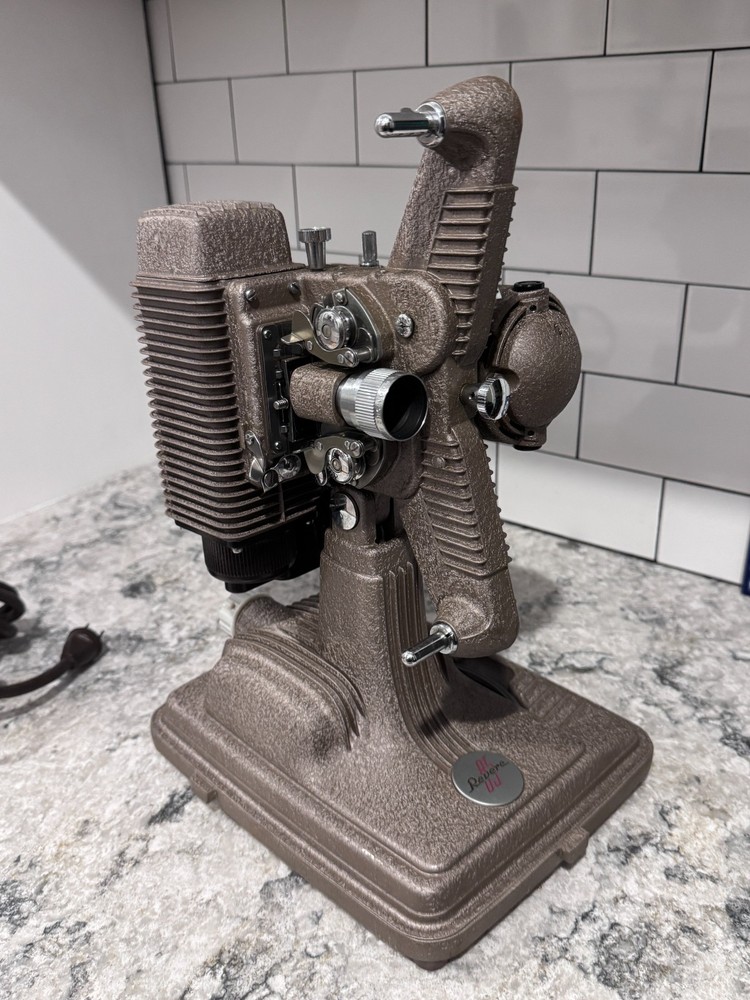 Revere Model 85 Projector 8mm Works!