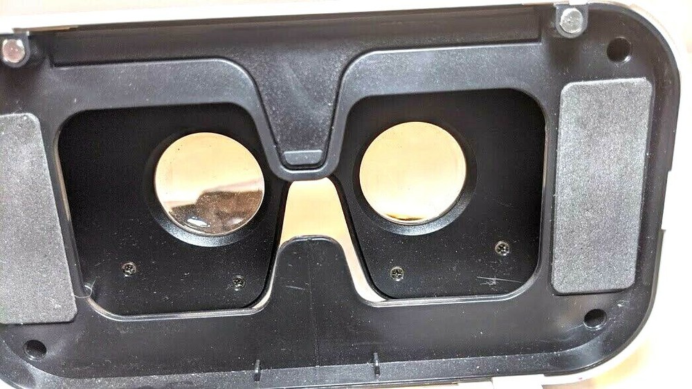 Sharper Image VR Headset White