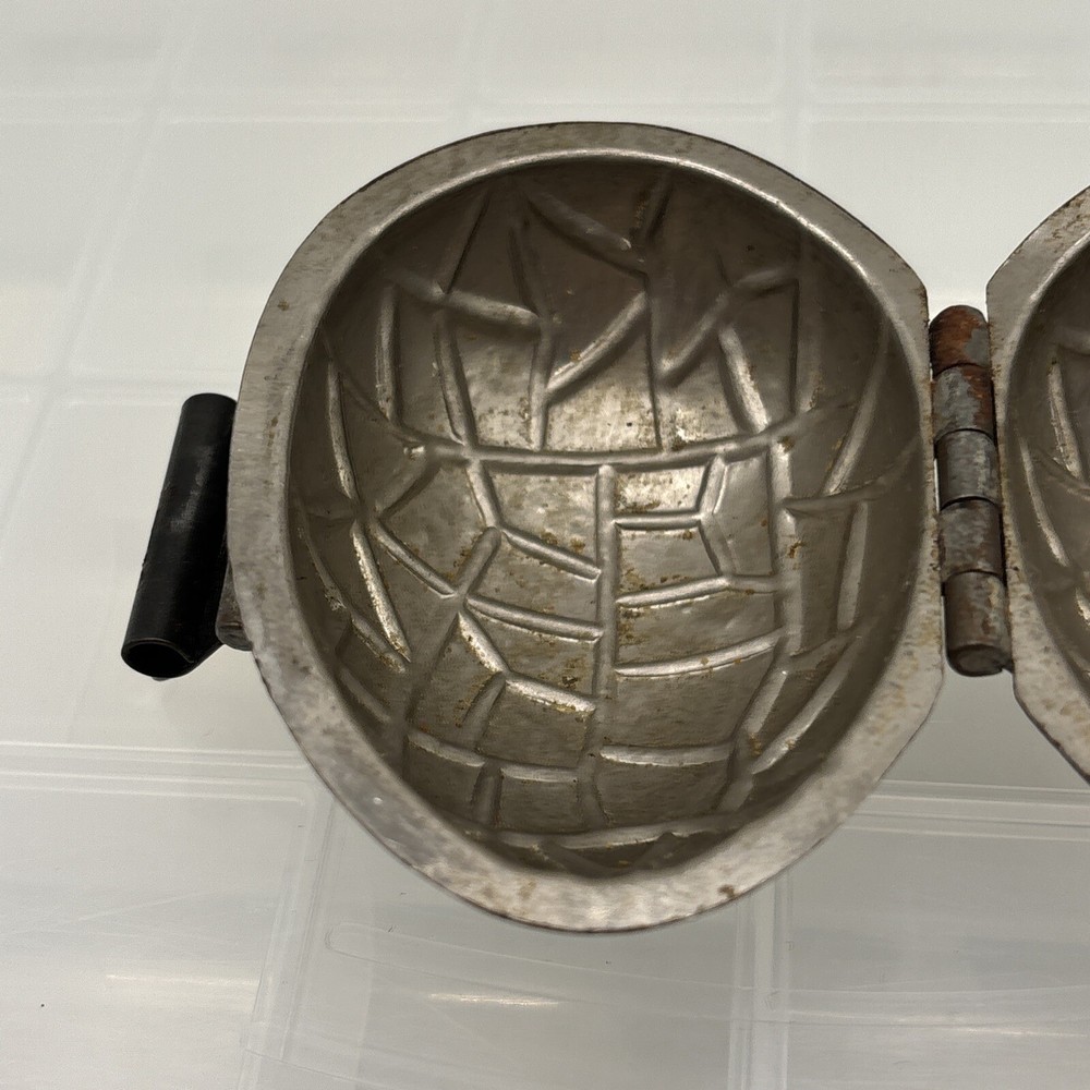 Vintage Chocolate Egg Mold! Heavy Wear!