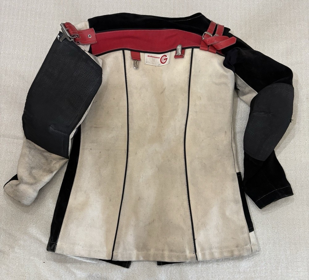 Gehmann Woman’s Shooting Coat