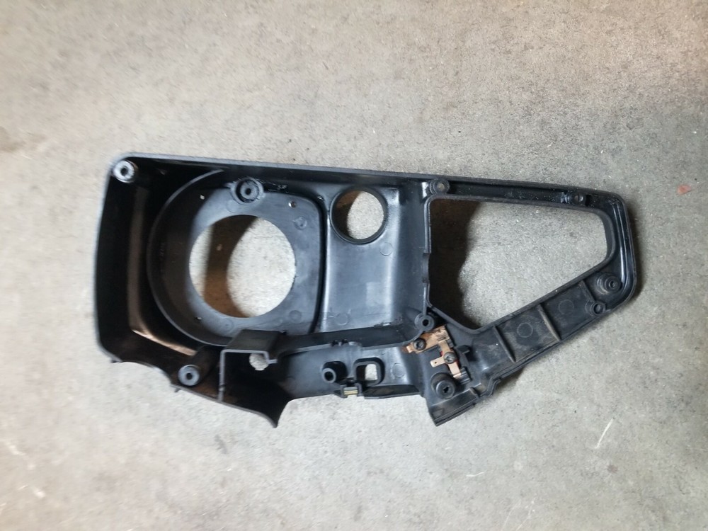 MCCULLOCH CHAINSAW CASE SIDE B