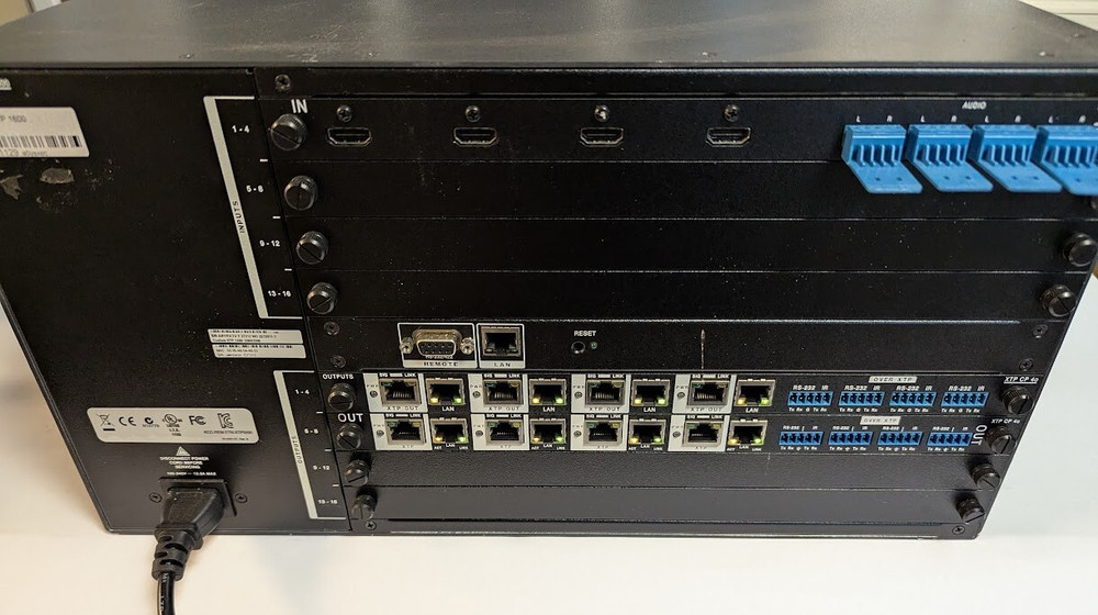 Extron XTP CrossPoint 1600 Digital Matrix Switcher 1 input & 1 output cards