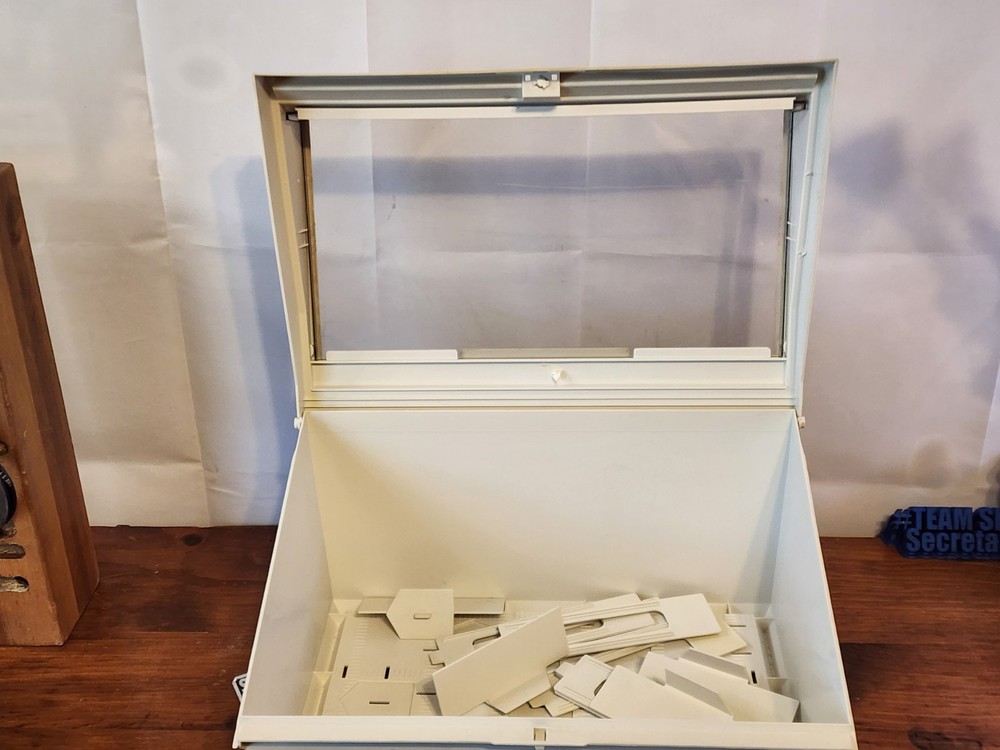 Fellowes Workstation High Capacity Multi Media Disk Tray #90335 in VG Condition