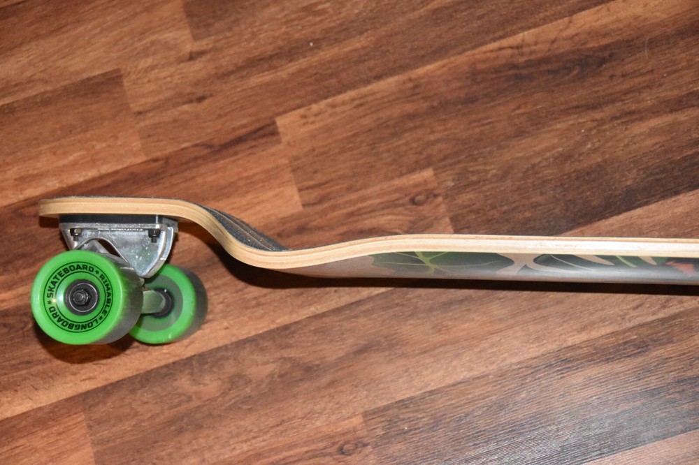 EXCELLENT CONDITION Toucan Rimable Complete Longboard Skateboard 41”