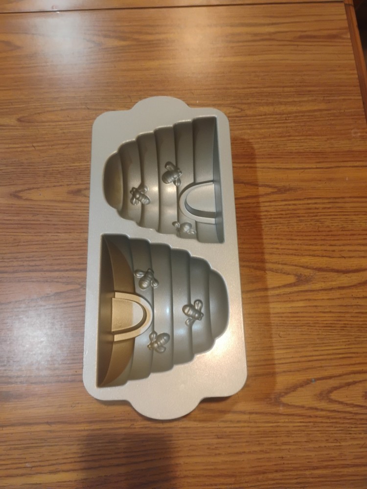 Nordic Ware Beehive Cake Pan 10-Cup 2.4L