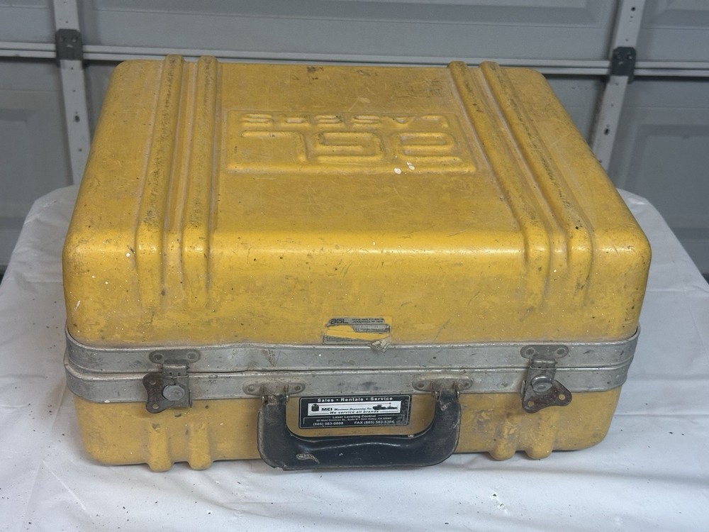 AGL EAGL-2 EAGL2 Rotary Electronic Laser Level w/ Case - Powers On But Untested