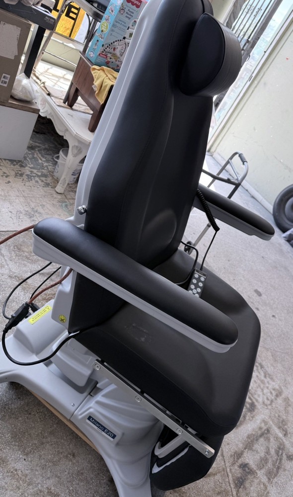 Milano E20 Power Procedure Chair