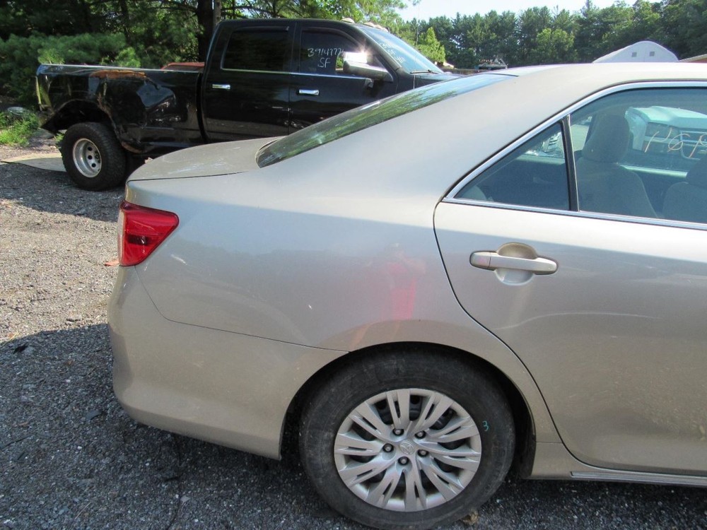 CAMRY 2014 Glove Box 1059260