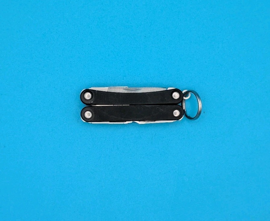 Leatherman SQUIRT PS4 Multi-Tool With Pliers Scissors Knife BLACK!