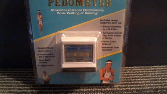 Vintage Unused Spalding Multifunction Pedometer - SF005